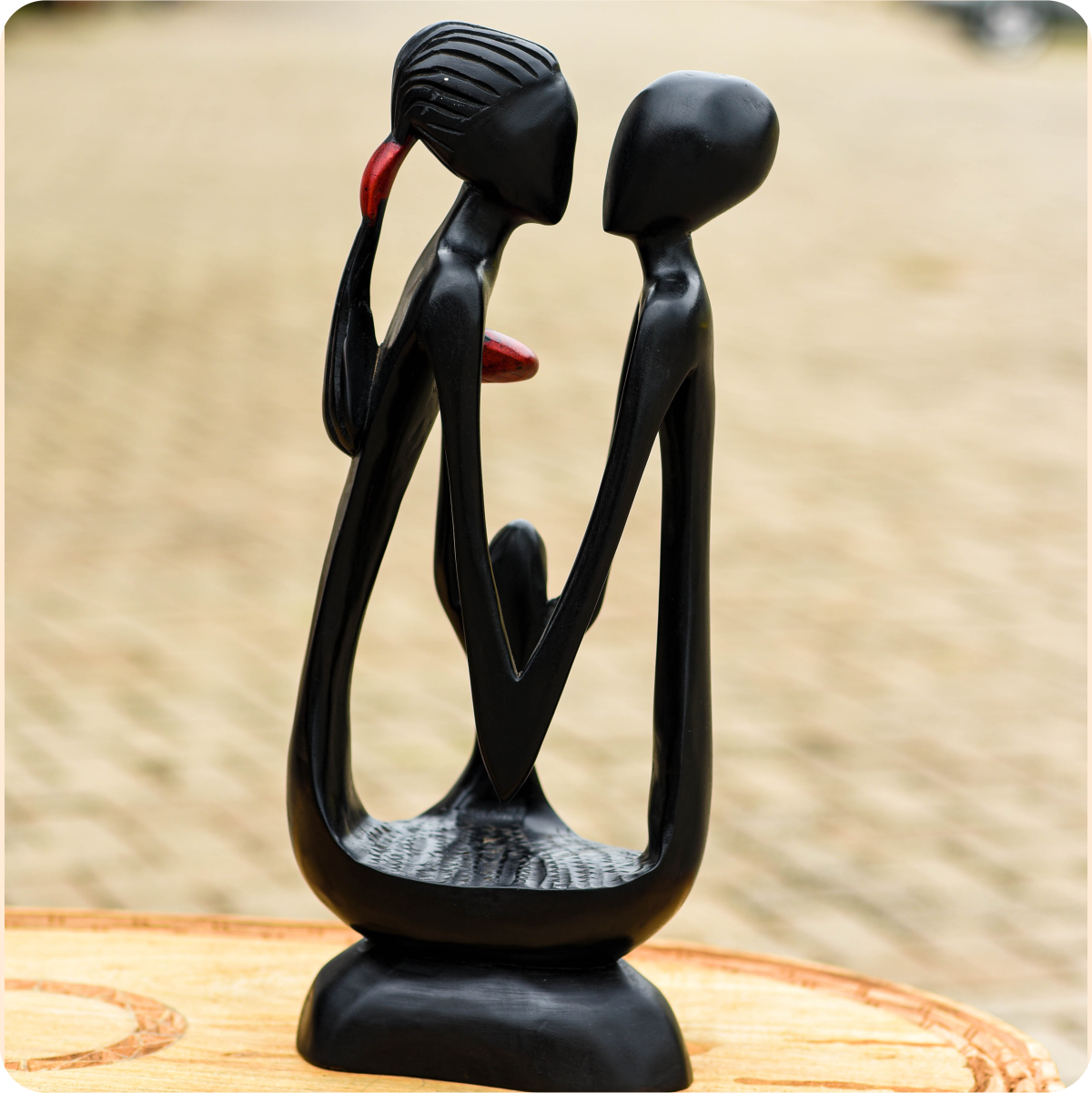 Dwakrom Lovers Carved Sculpture - Image 2