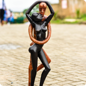 Premium Carved Sculpture Representing Lovers