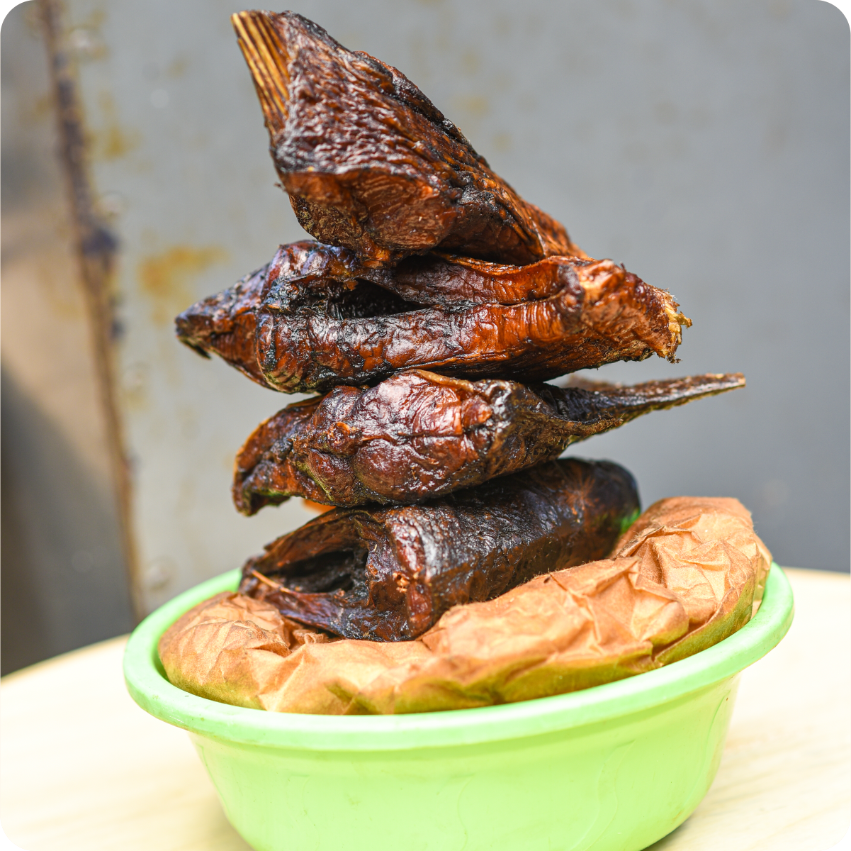 Dwakrom Mmr3ky3 Smoked Fish Main